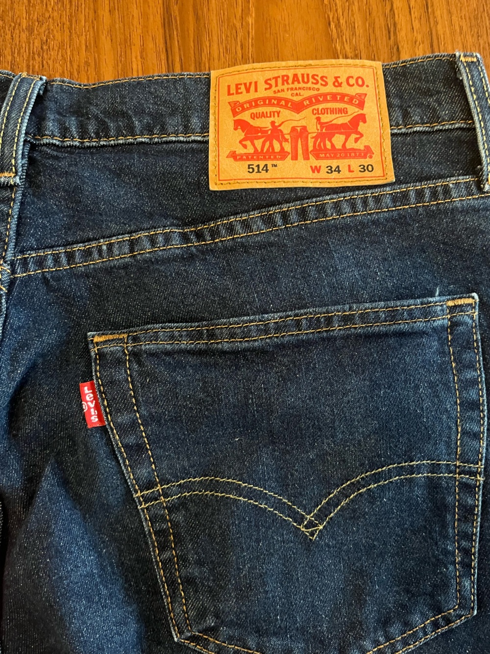 Levi's Men's 514 Dark Blue Jeans (like new)